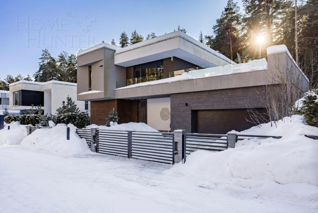 2-этажный коттедж 655 м² с отделкой