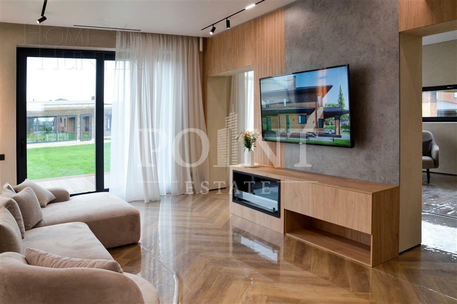 2-этажный коттедж 271 м² с отделкой