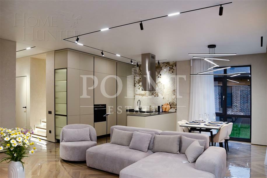 2-этажный коттедж 271 м² с отделкой