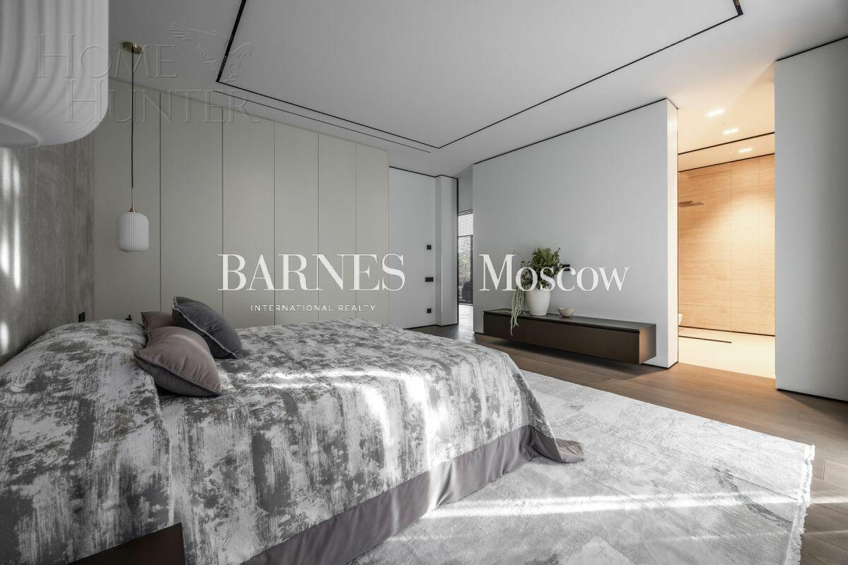 2-этажный коттедж 1 000 м² с отделкой