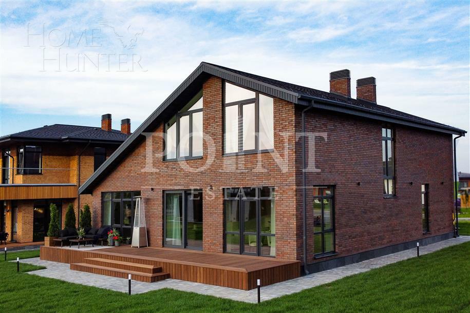 2-этажный коттедж 271 м² с отделкой