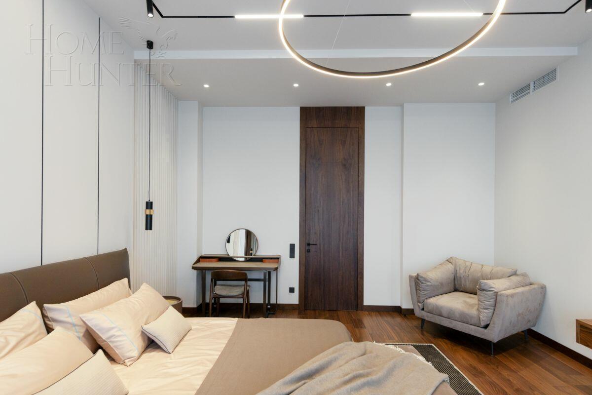 2-этажный коттедж 523 м² с отделкой