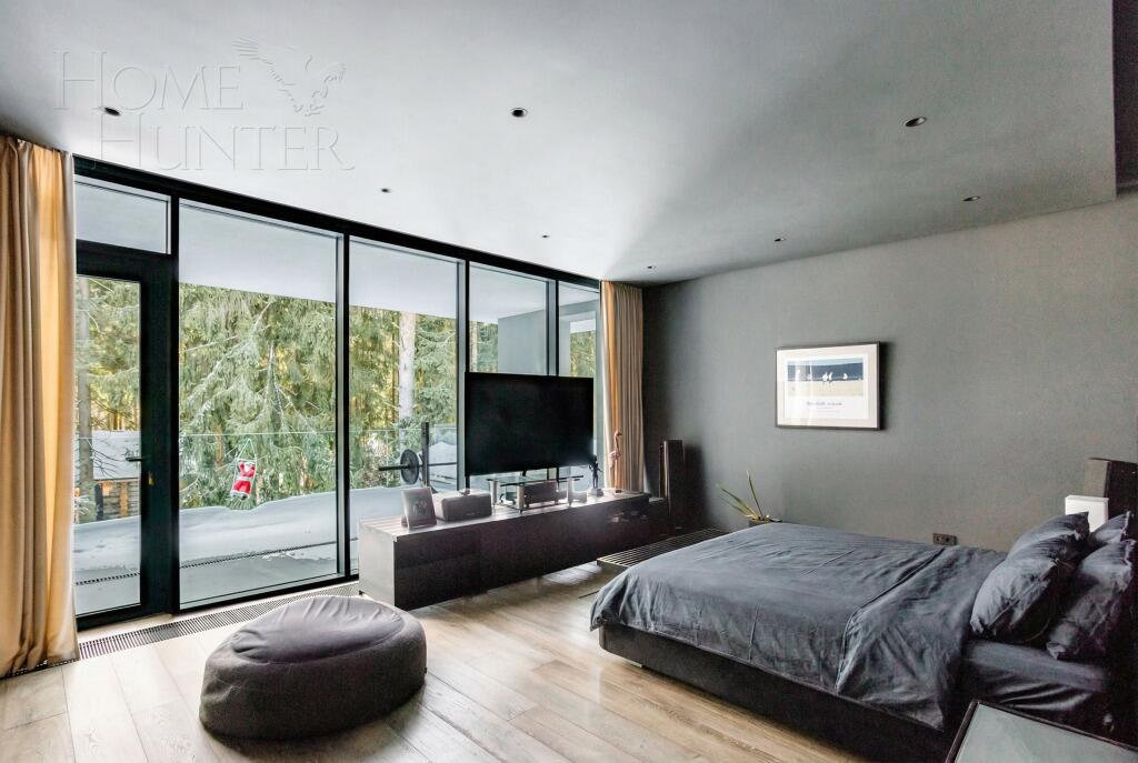 2-этажный коттедж 655 м² с отделкой