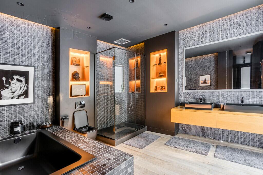 2-этажный коттедж 655 м² с отделкой