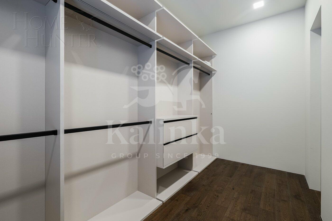 2-этажный коттедж 500 м² с отделкой