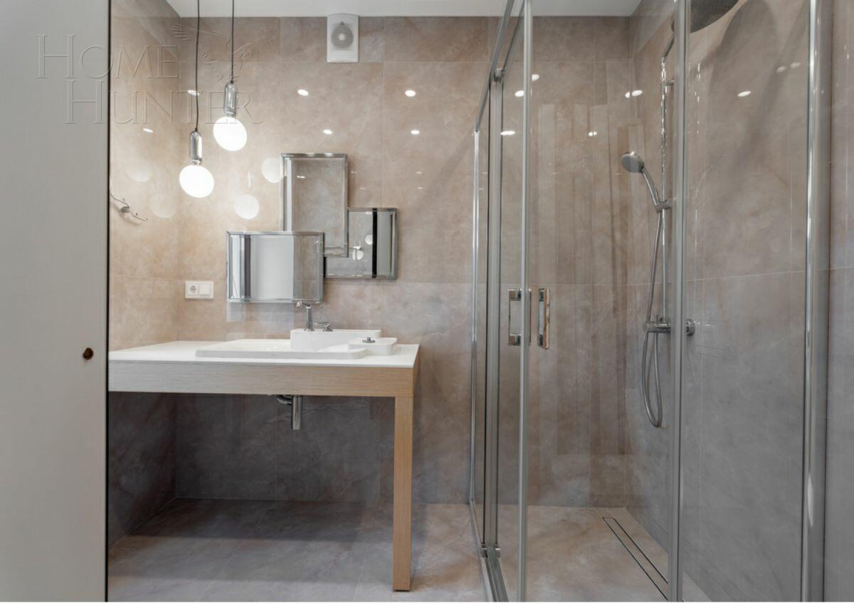 2-этажный коттедж 450 м² с отделкой