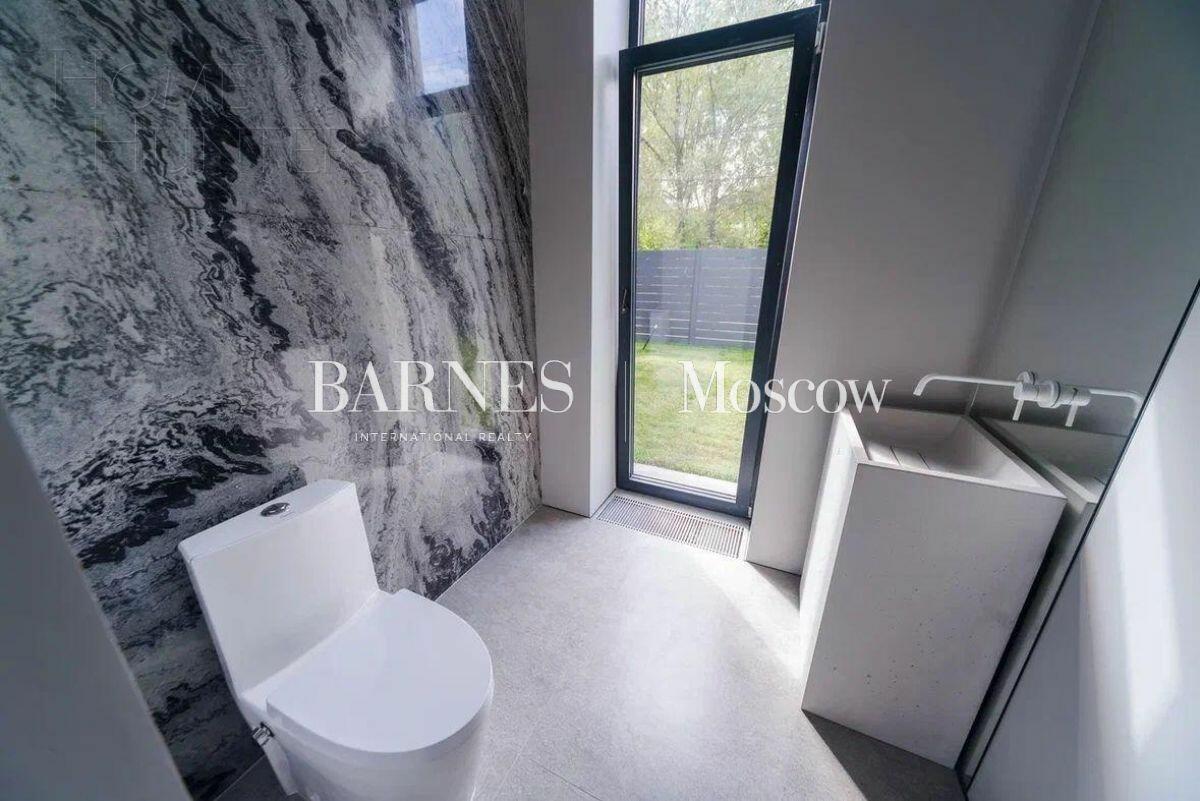 2-этажный коттедж 500 м² с отделкой