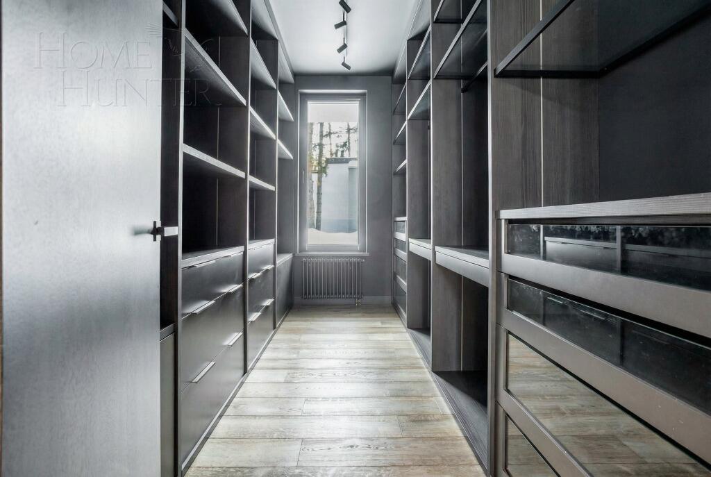 2-этажный коттедж 655 м² с отделкой