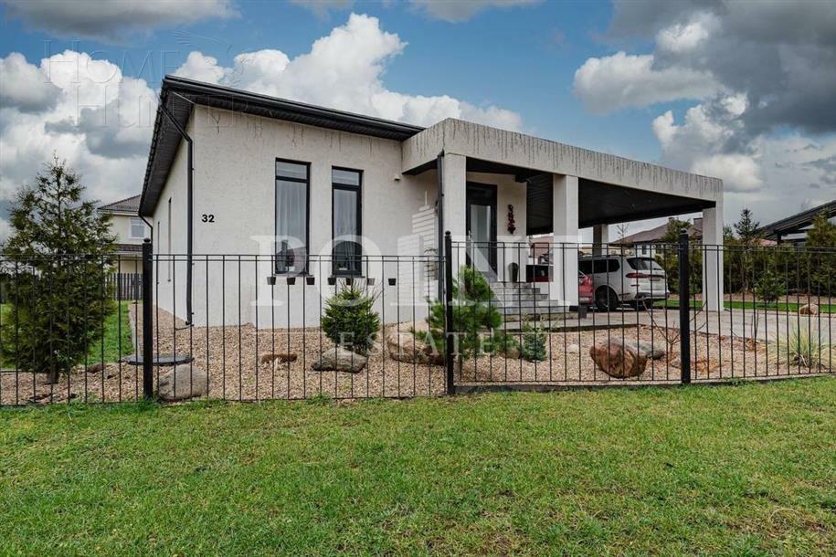 1-этажный коттедж 160 м² с отделкой