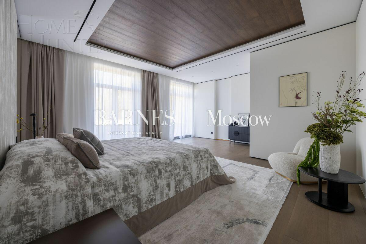 2-этажный коттедж 1 000 м² с отделкой