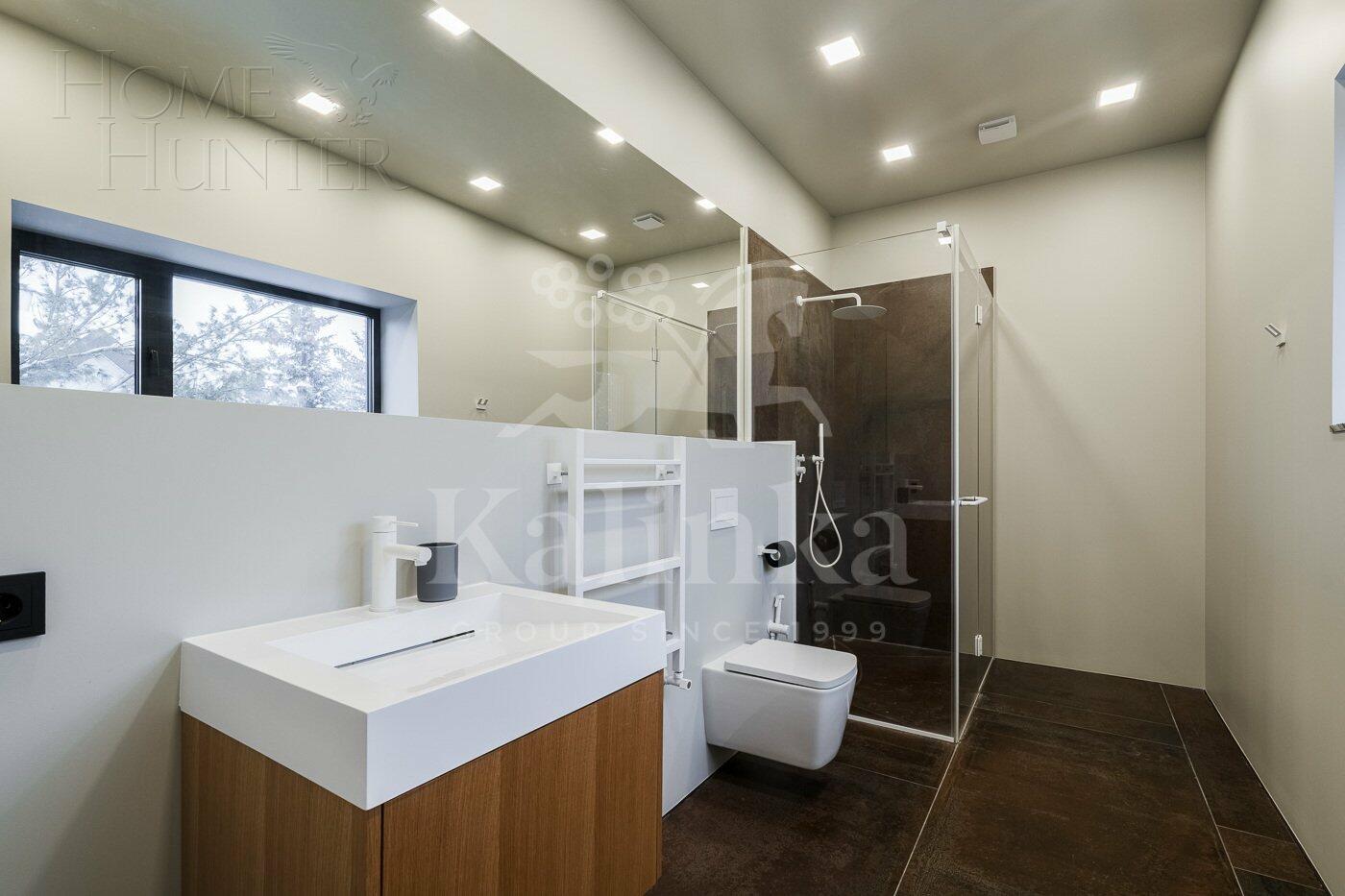 2-этажный коттедж 500 м² с отделкой