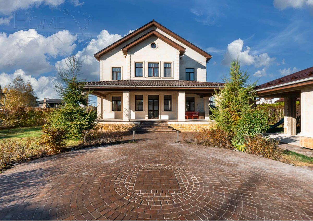 2-этажный коттедж 450 м² с отделкой