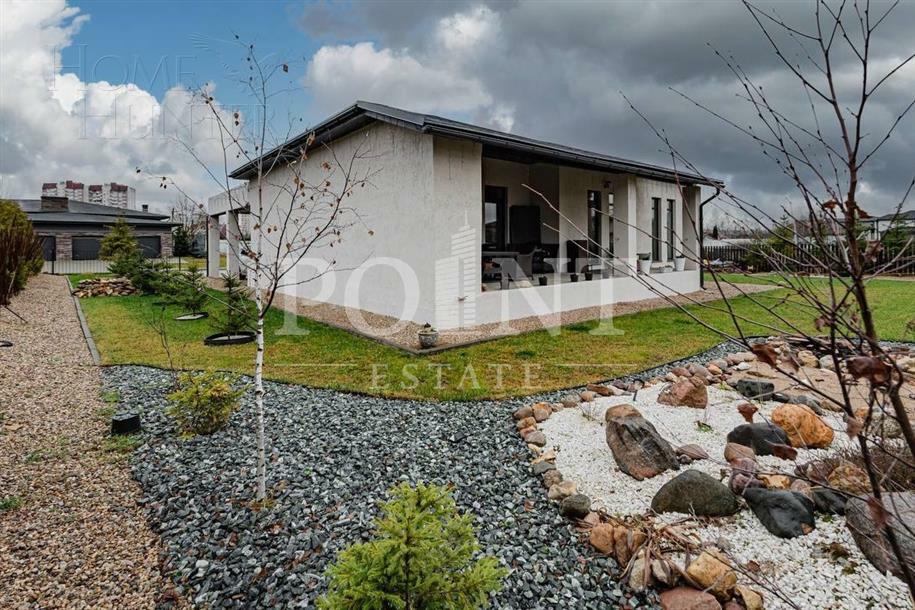 1-этажный коттедж 160 м² с отделкой