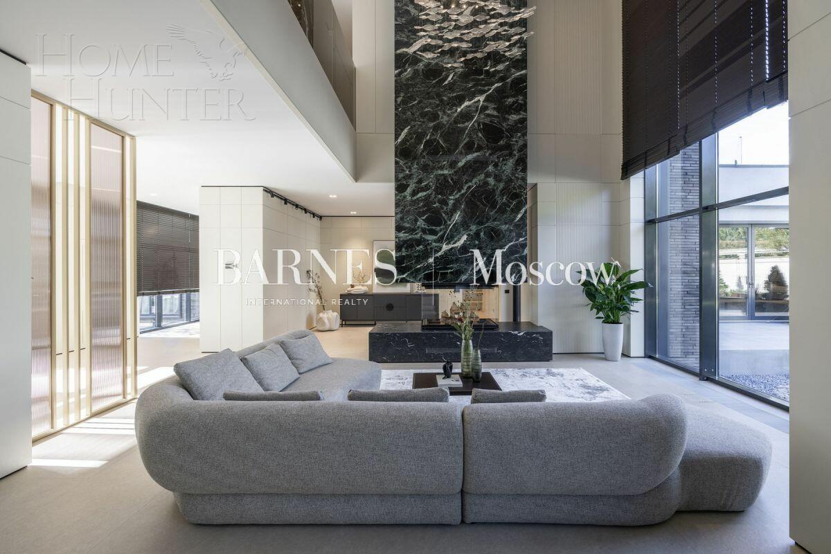 2-этажный коттедж 1 000 м² с отделкой