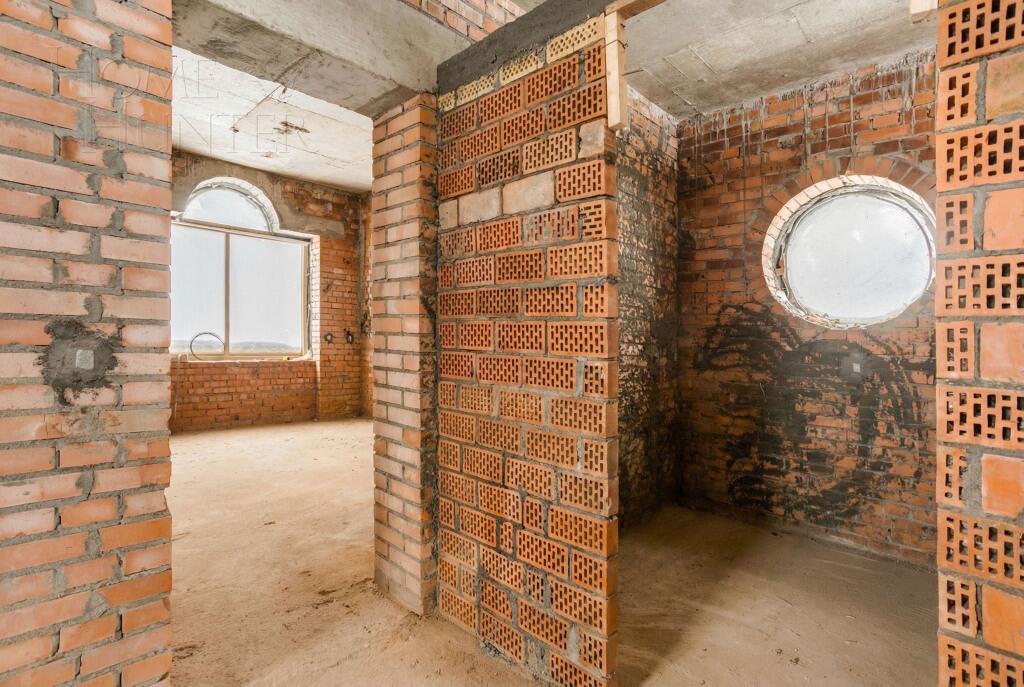 2-этажный таунхаус 373 м² без отделки