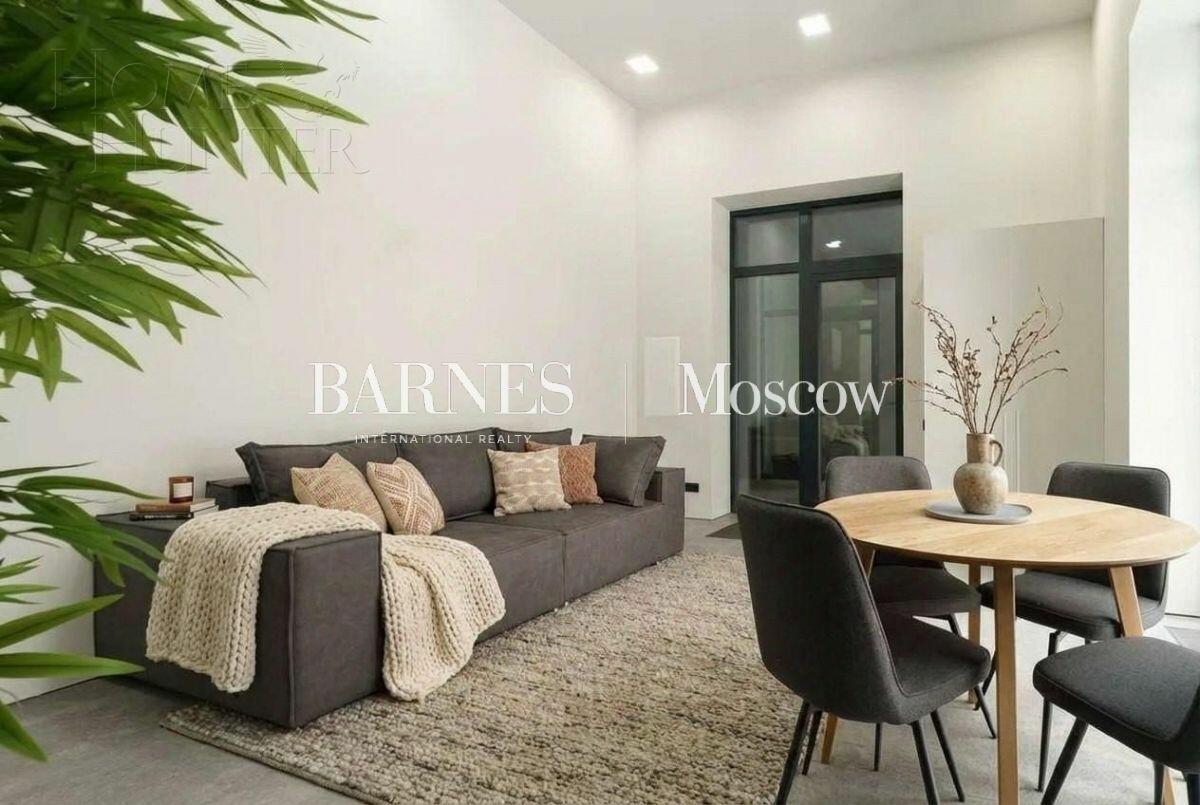 2-этажный коттедж 500 м² с отделкой