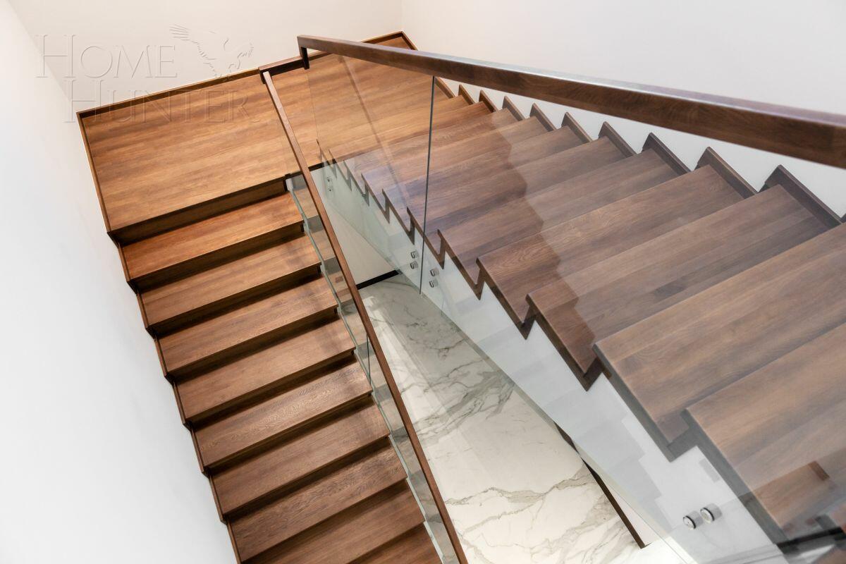 2-этажный коттедж 523 м² с отделкой