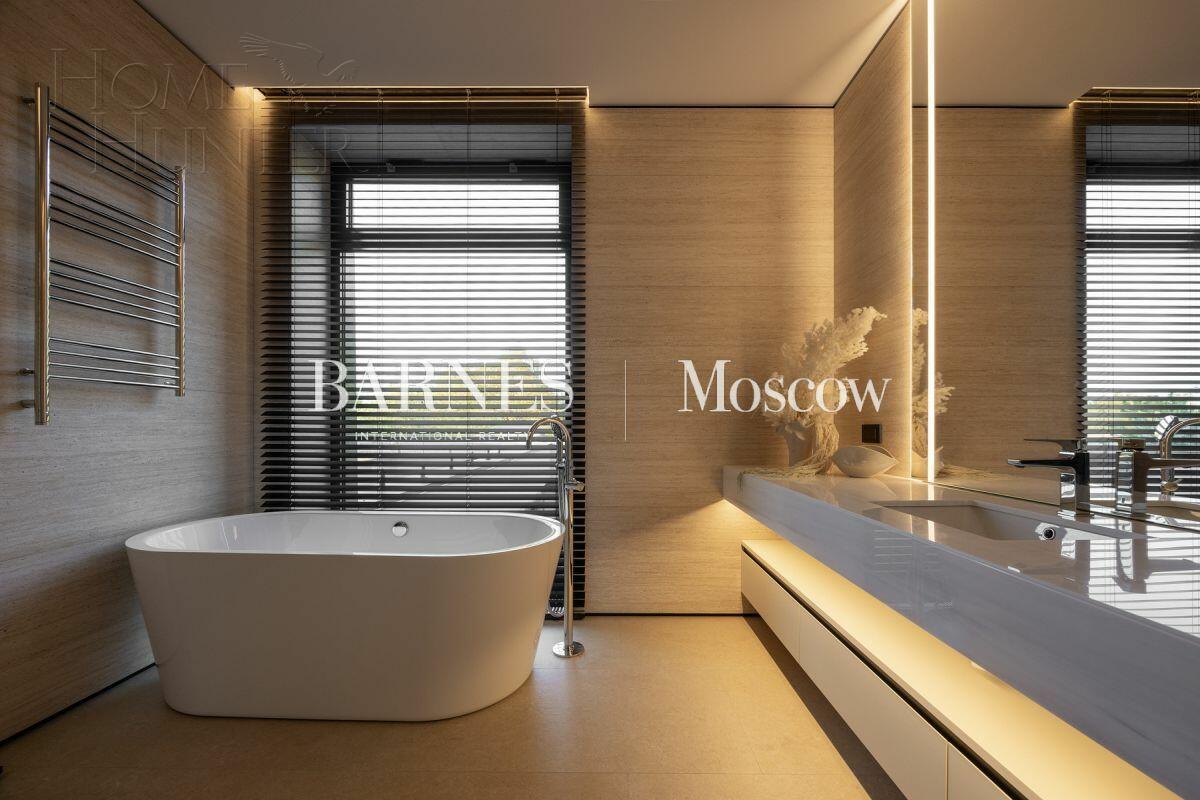 2-этажный коттедж 1 000 м² с отделкой