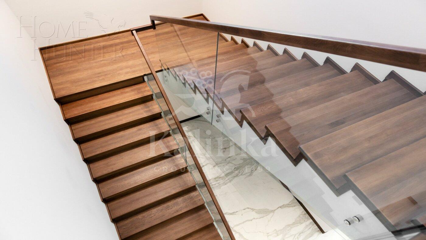 2-этажный коттедж 437.2 м² с отделкой