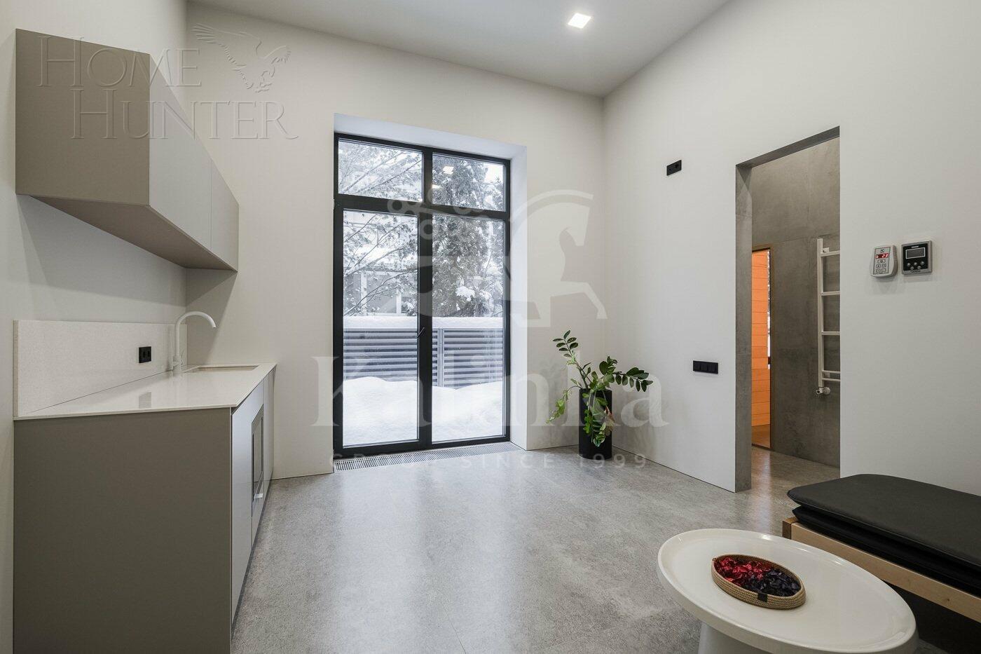 2-этажный коттедж 500 м² с отделкой