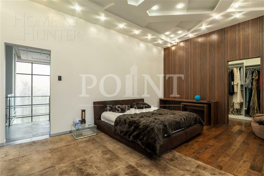 2-этажный коттедж 1 200 м² с отделкой