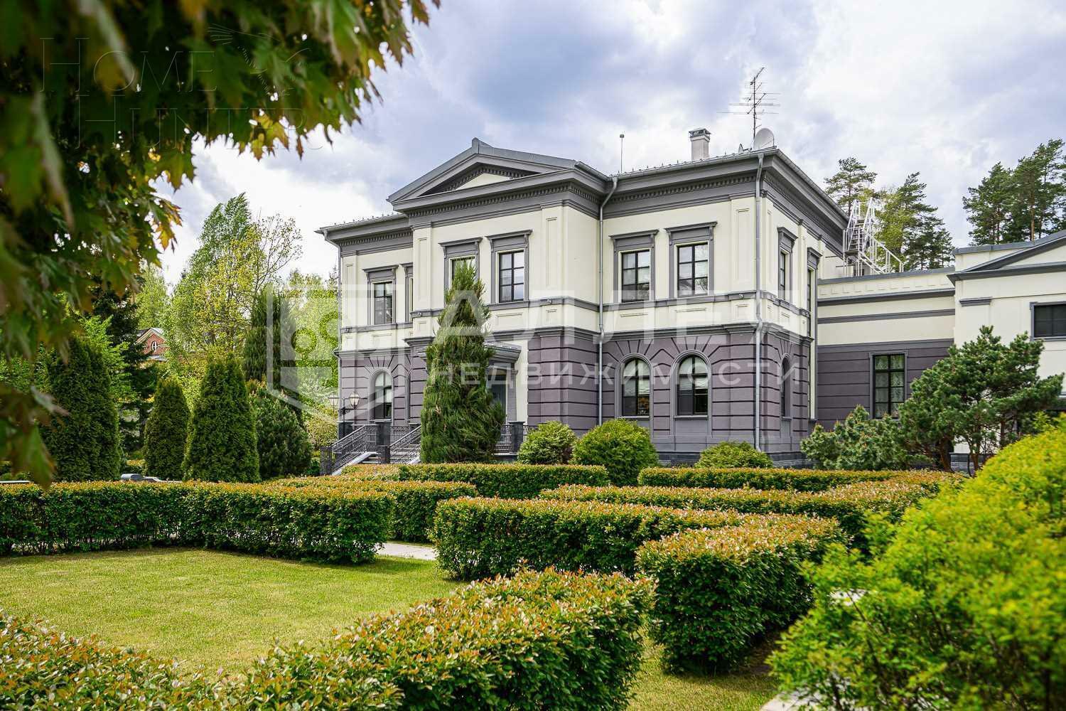 2-этажный коттедж 1 250 м² с отделкой