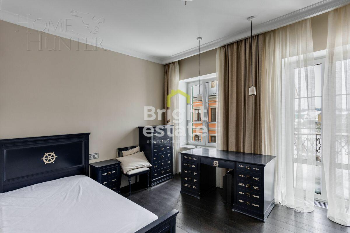 3-этажный таунхаус 230 м² с отделкой