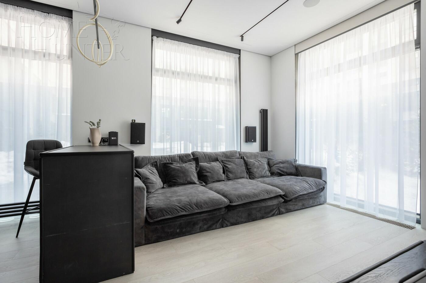 3-КОМН. КВАРТИРА С ОТДЕЛКОЙ 90 М² НА 1 ЭТАЖЕ