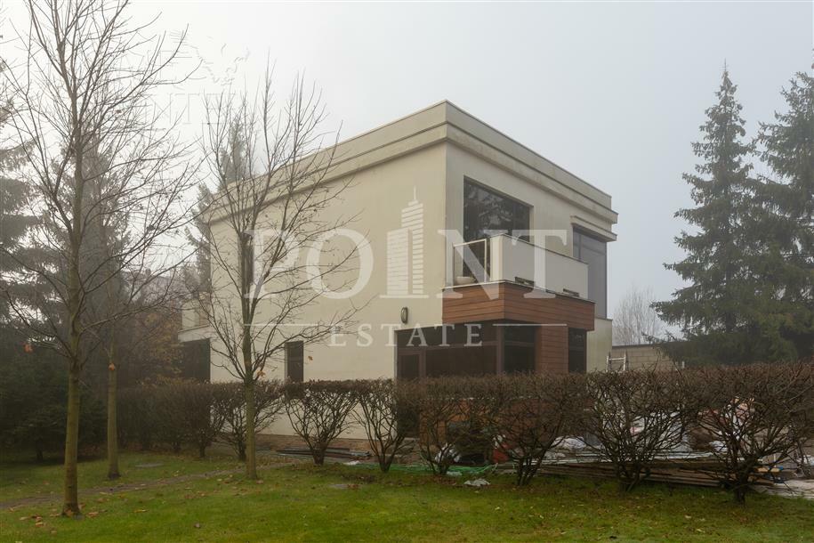 2-этажный коттедж 1 200 м² с отделкой