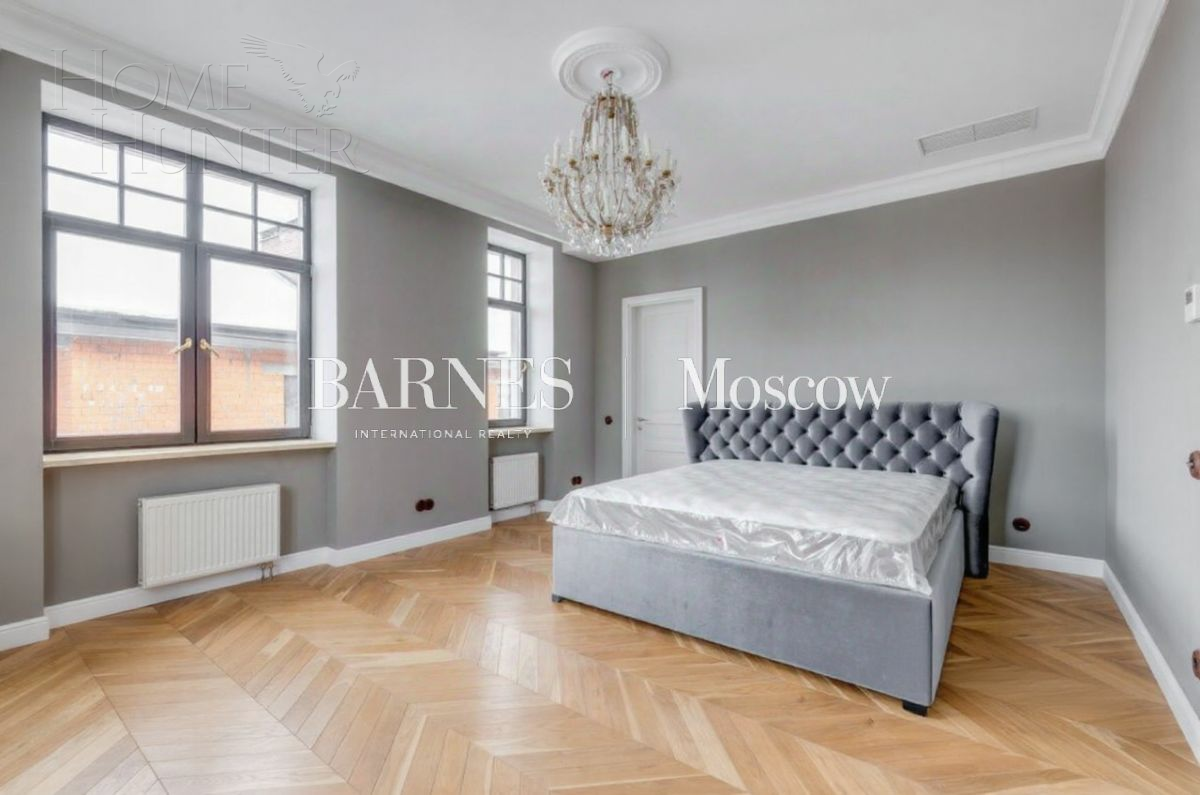 2-этажный коттедж 960 м² с отделкой