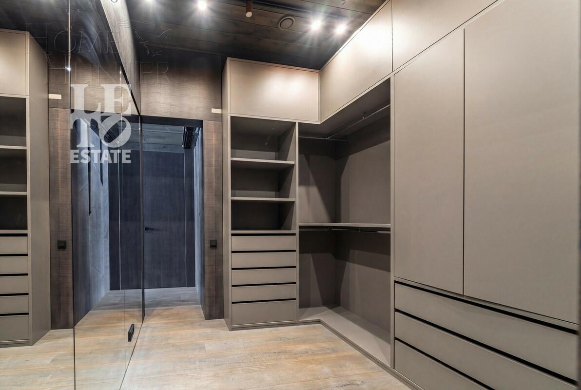 1-этажный коттедж 283 м² с отделкой