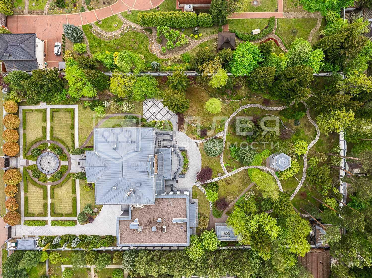 2-этажный коттедж 1 250 м² с отделкой