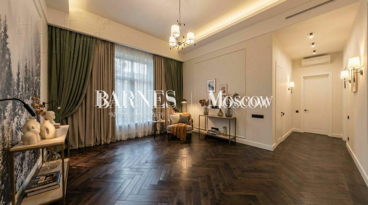 1-этажный коттедж 990 м² с отделкой