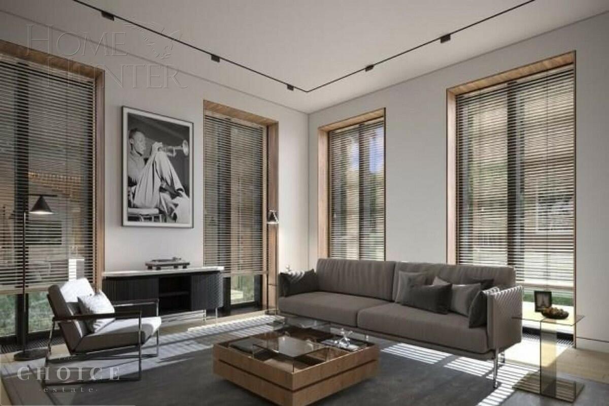 3-этажный коттедж 1 200 м² без отделки