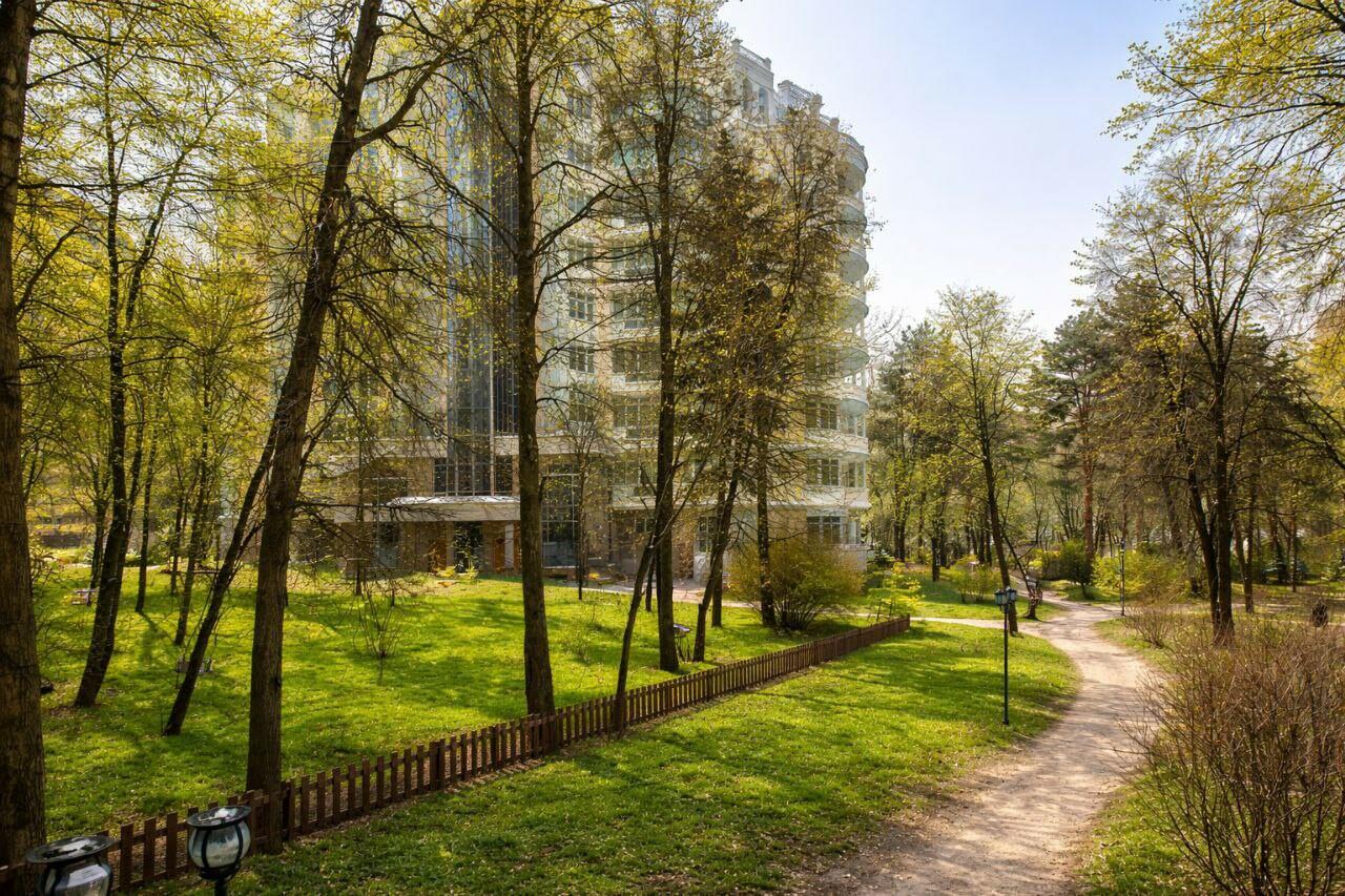 5-КОМН. КВАРТИРА БЕЗ ОТДЕЛКИ 267 М² НА 4 ЭТАЖЕ