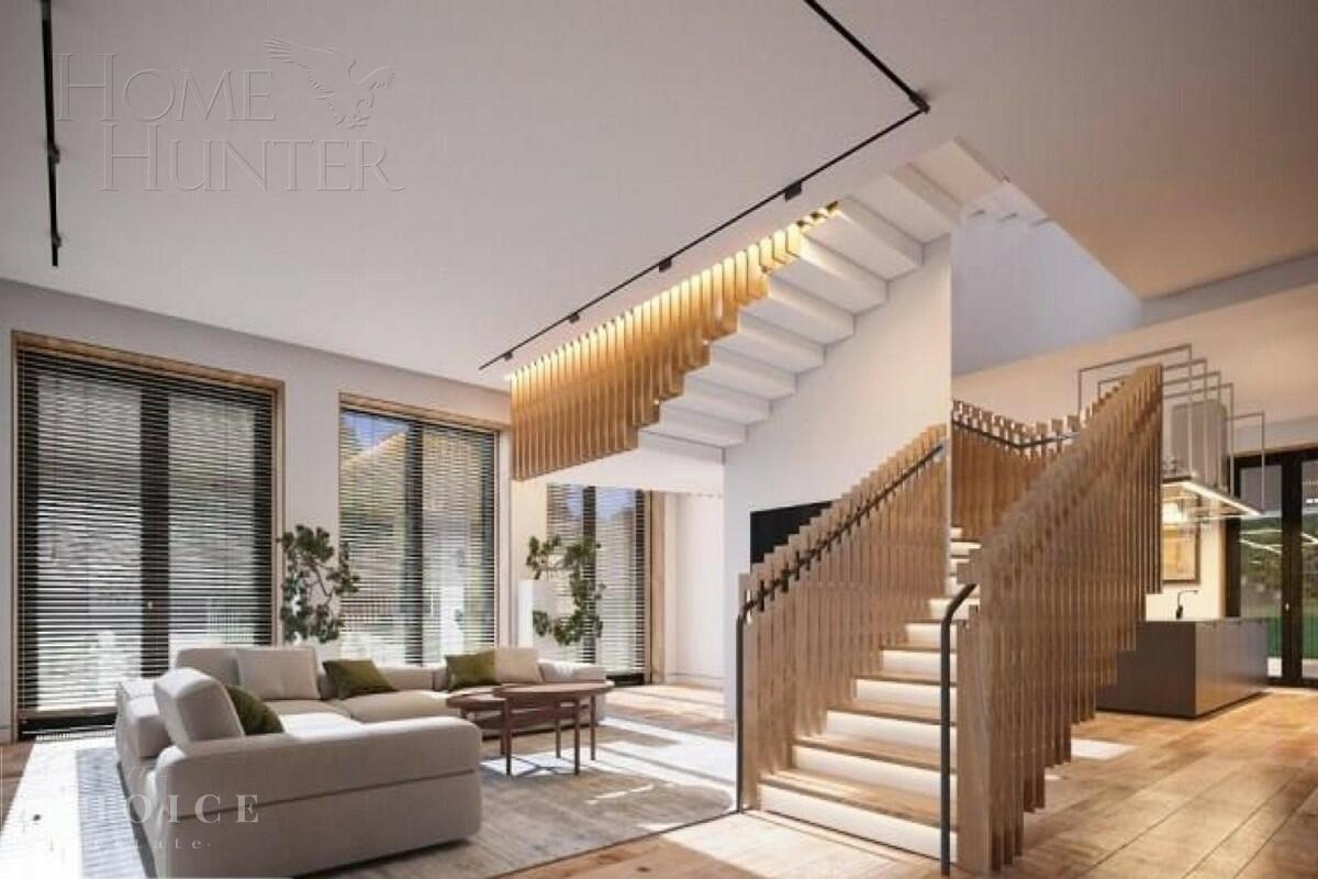 3-этажный коттедж 1 200 м² без отделки