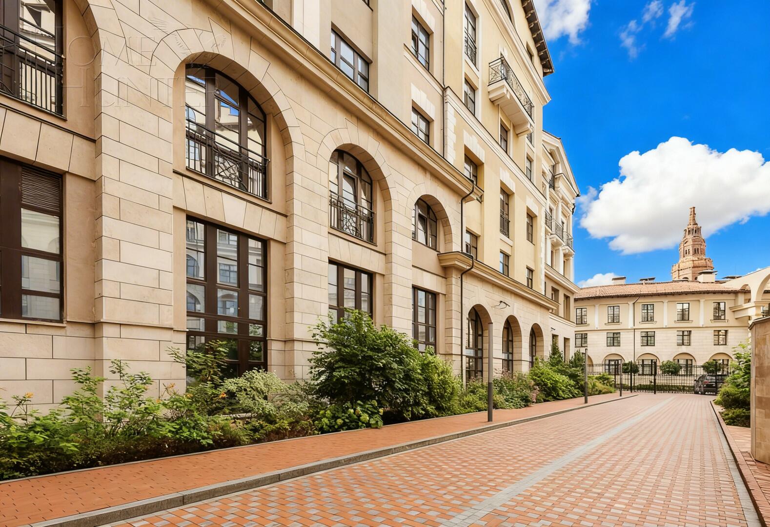 3-КОМН. АПАРТАМЕНТЫ БЕЗ ОТДЕЛКИ 80 М² НА 1 ЭТАЖЕ