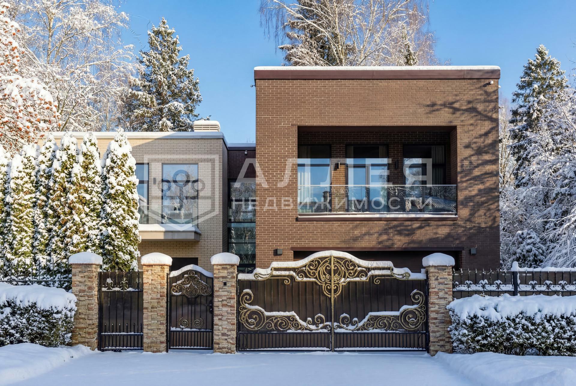 2-этажный коттедж 440 м² с отделкой