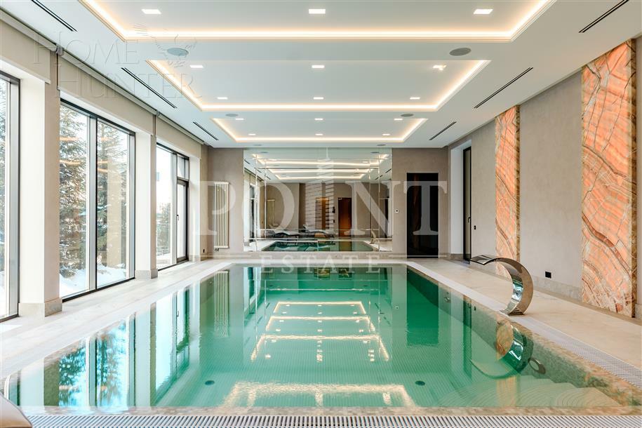 2-этажный коттедж 1 000 м² с отделкой
