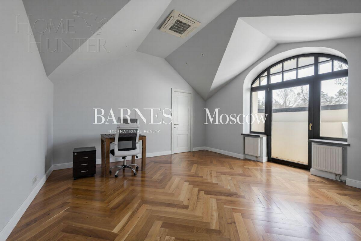 2-этажный коттедж 960 м² с отделкой