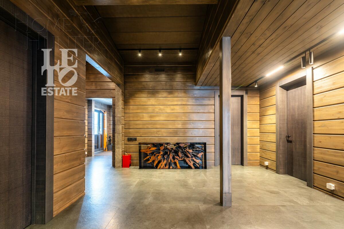 1-этажный коттедж 283 м² с отделкой