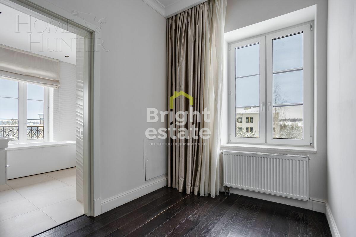 3-этажный таунхаус 230 м² с отделкой