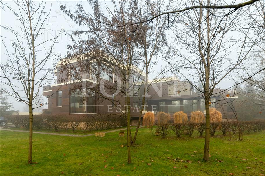 2-этажный коттедж 1 200 м² с отделкой