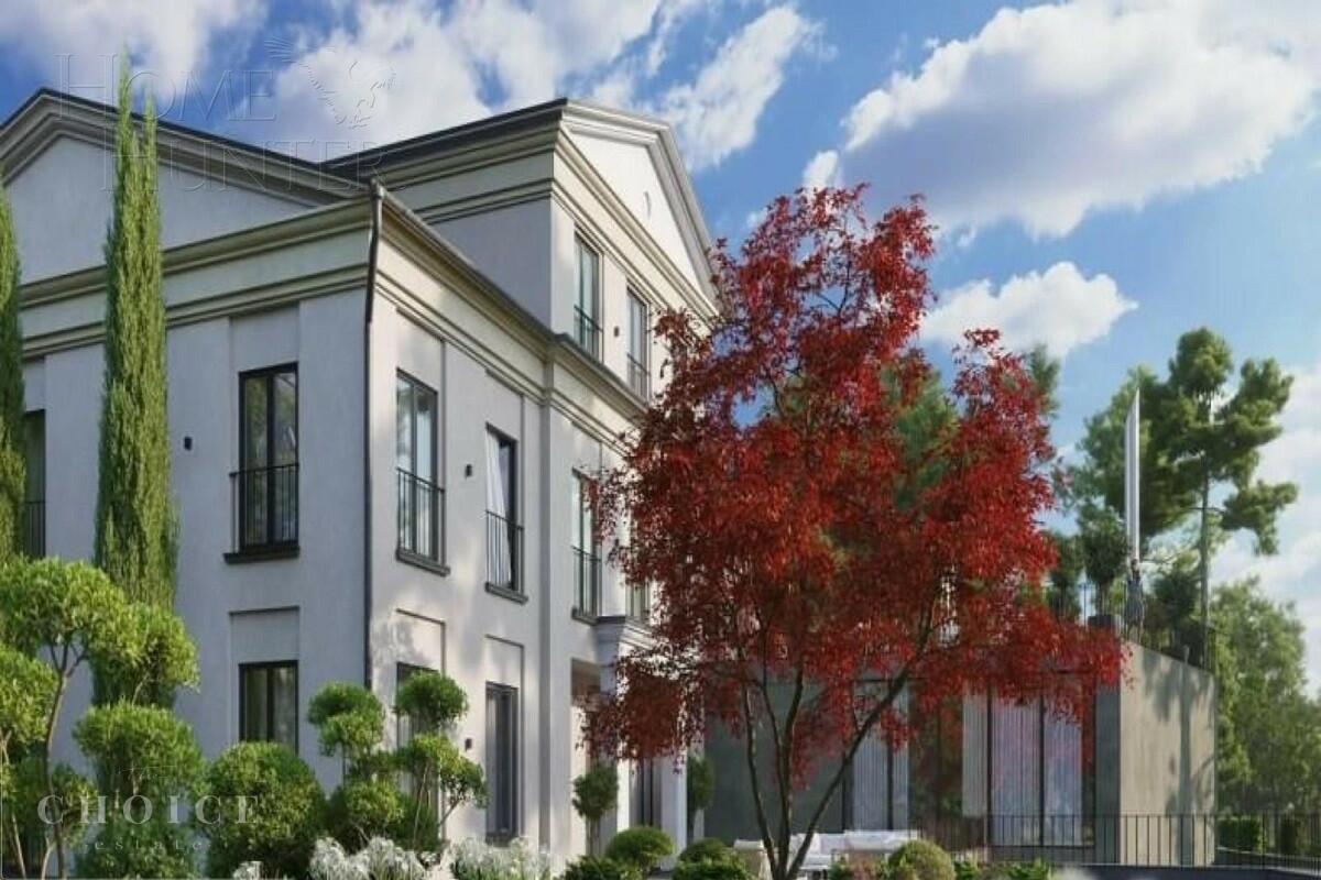 3-этажный коттедж 1 200 м² без отделки