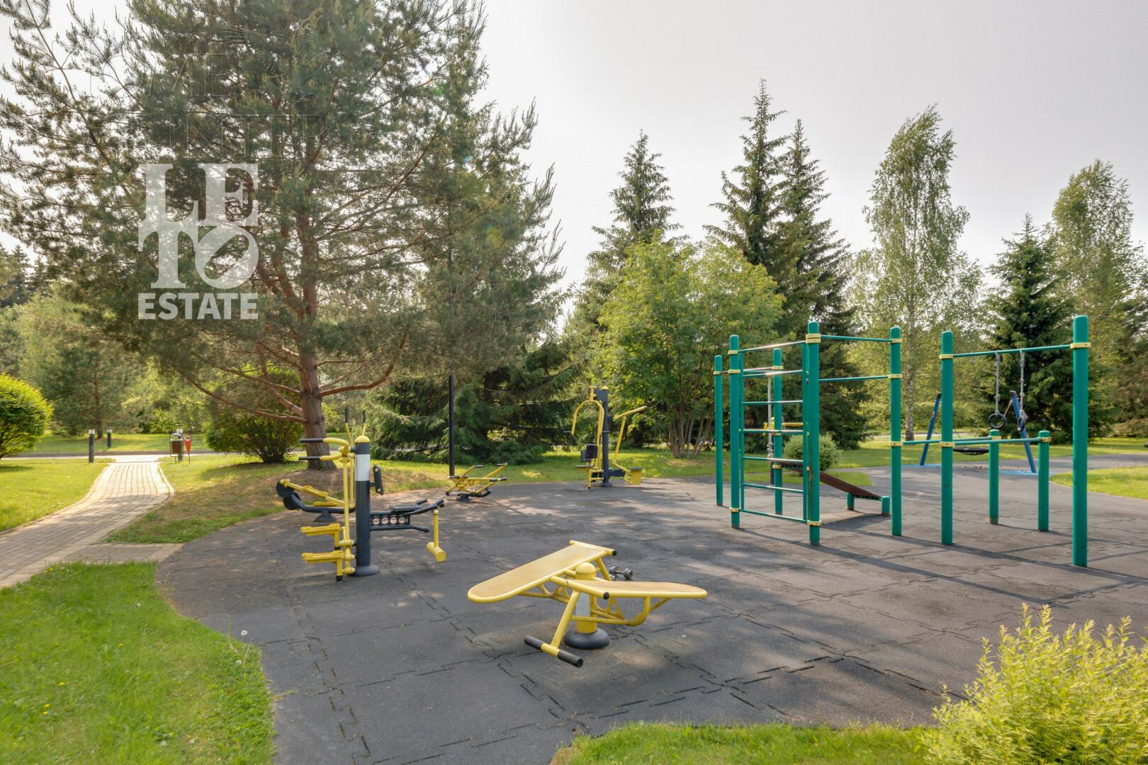 2-этажный коттедж 572 м² без отделки