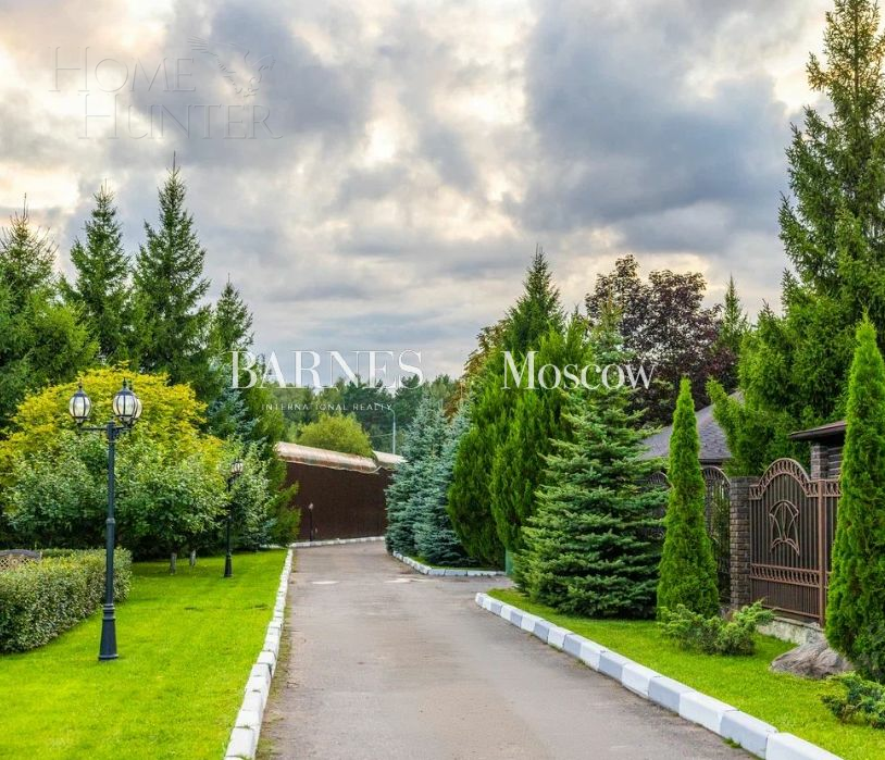 2-этажный коттедж 920 м² с отделкой