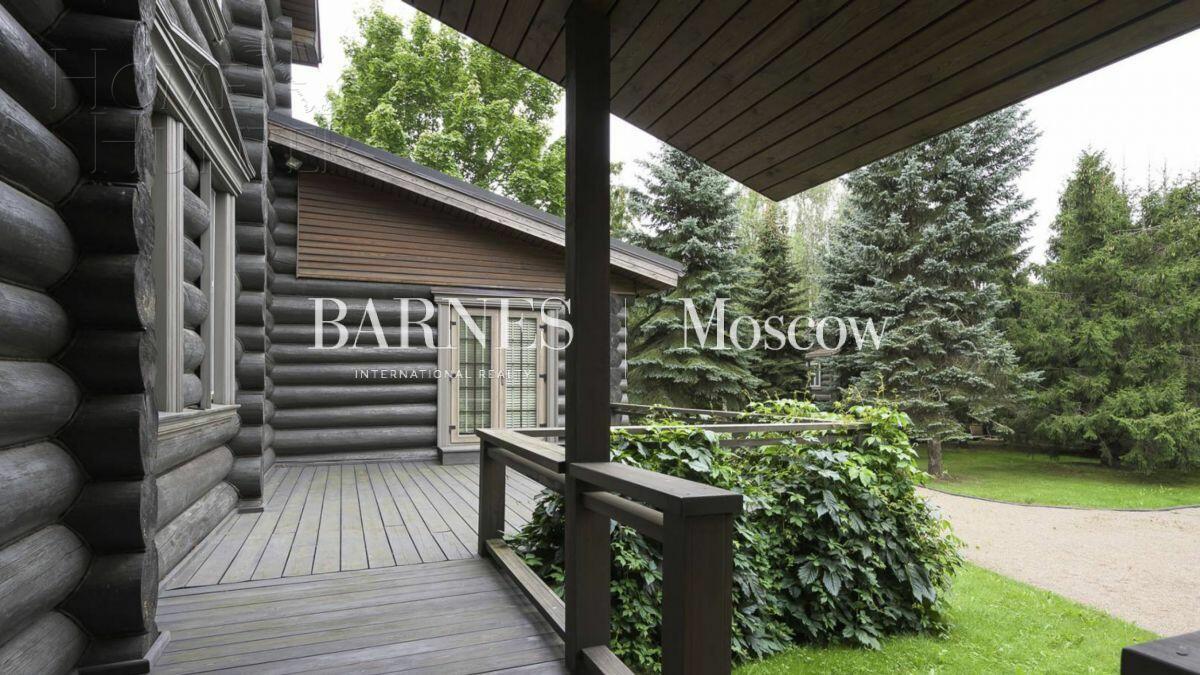 2-этажный коттедж 620 м² с отделкой