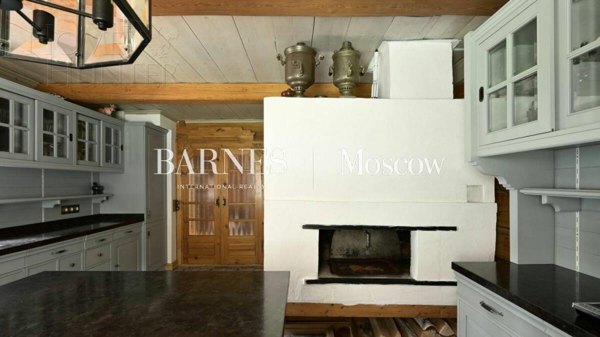 2-этажный коттедж 620 м² с отделкой