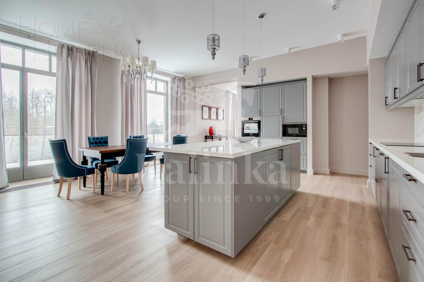 2-этажный коттедж 422.5 м² с отделкой