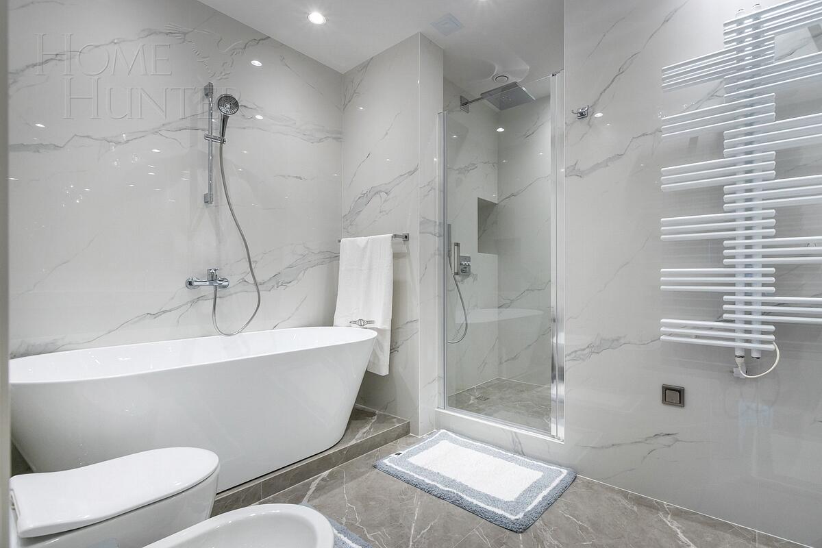 3-КОМН. КВАРТИРА С ОТДЕЛКОЙ 145.8 М² НА 36 ЭТАЖЕ